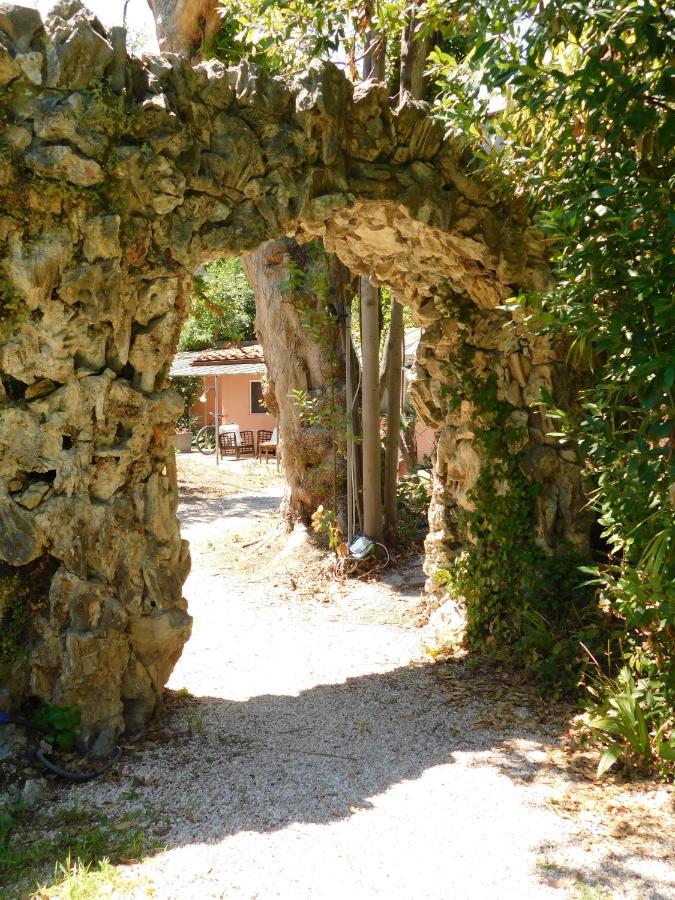 Appartamento Con Piscina Immersa Nel Verde Cascina Extérieur photo