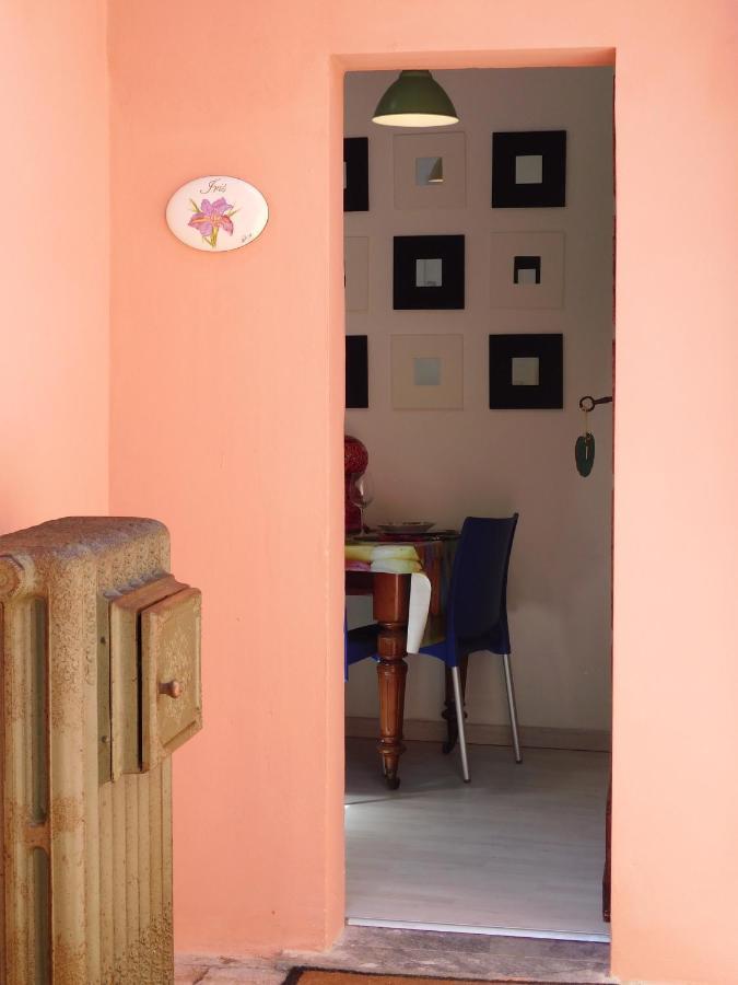 Appartamento Con Piscina Immersa Nel Verde Cascina Extérieur photo