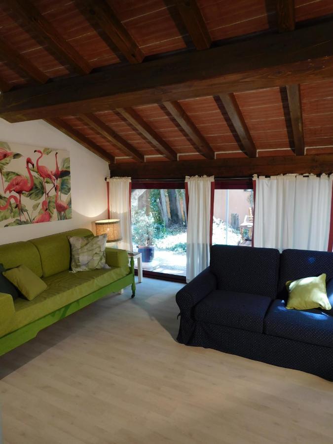 Appartamento Con Piscina Immersa Nel Verde Cascina Extérieur photo