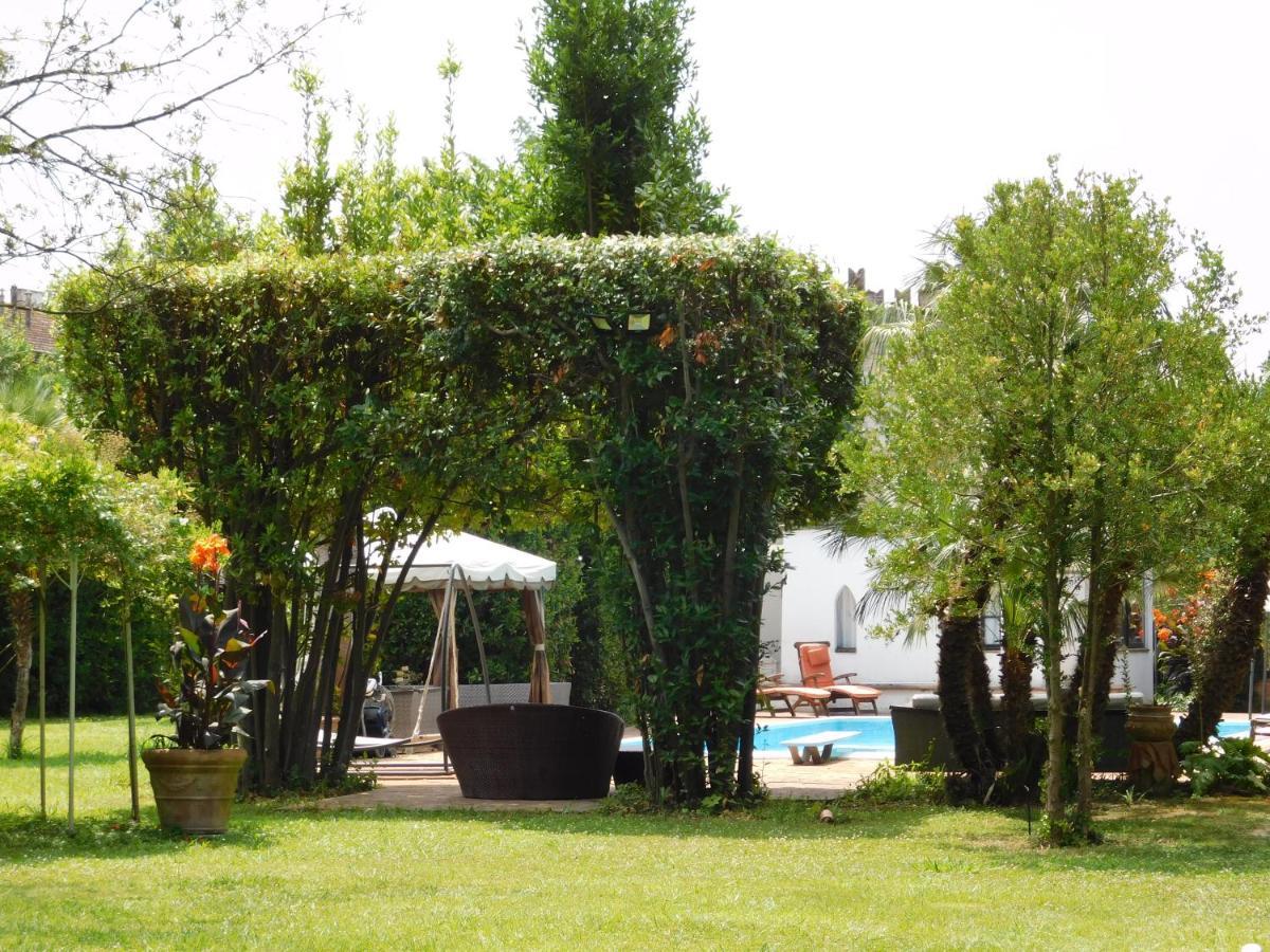 Appartamento Con Piscina Immersa Nel Verde Cascina Extérieur photo